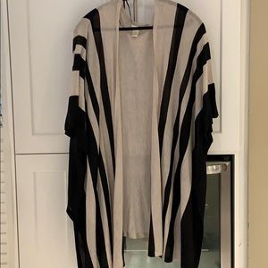 🌸 STRIPED CARDIGAN